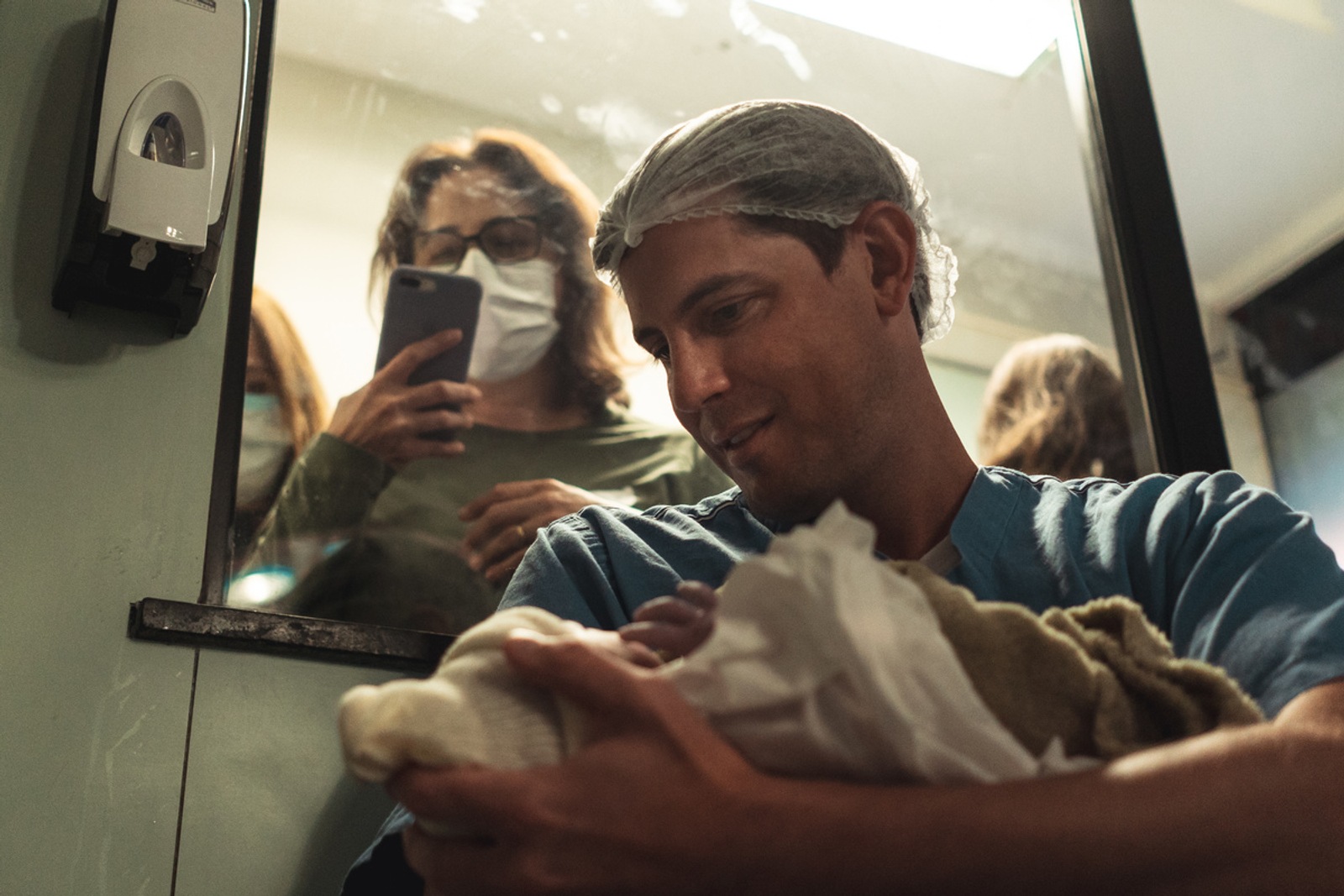 parto cesariana de Alexander em Belo Horizonte — fotografia 16
