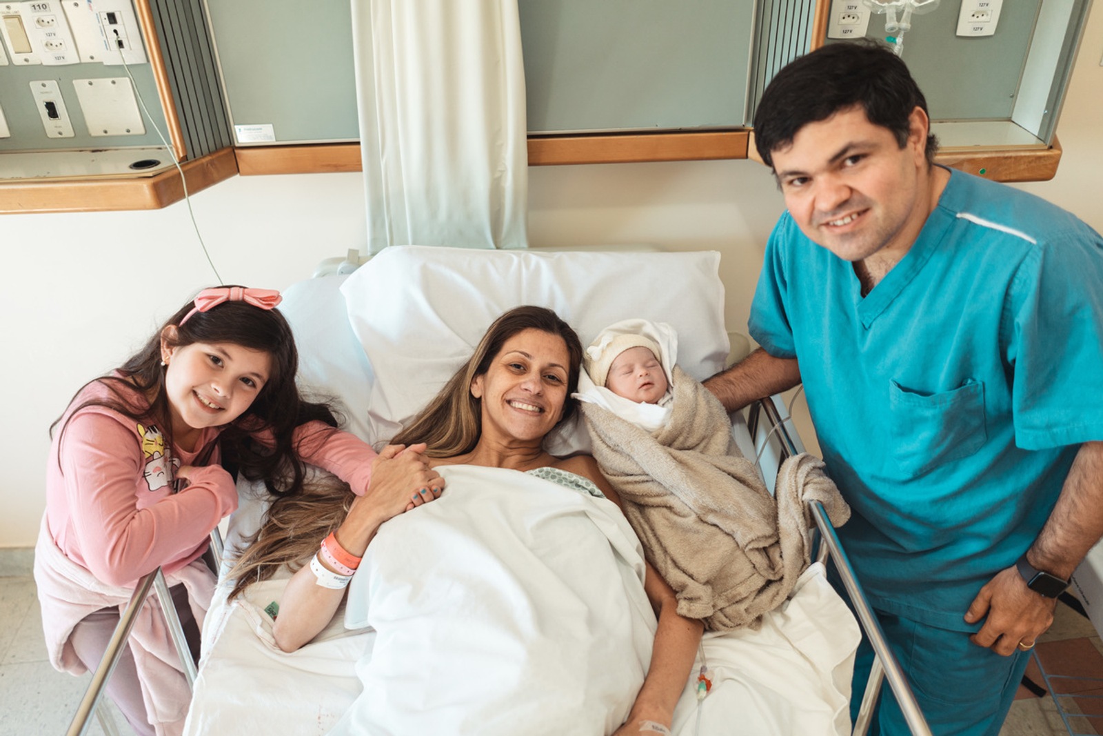 parto cesariana de Maria Luísa em Belo Horizonte — fotografia 12